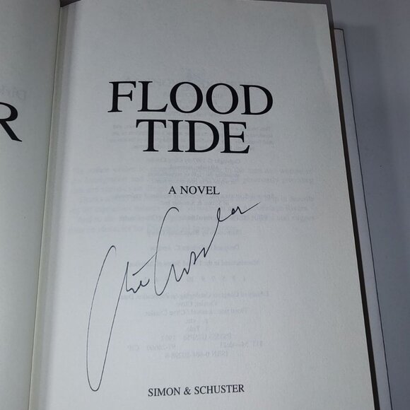 2 Hardcover Clive Cussler Books: (Autographed) Flood Tide/Atlantis Found - Picture 4 of 16